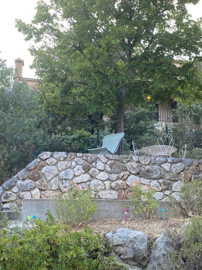 Jolie Maison De Village, à 2 Min à Pied Du D'esparron De Verdon Hébergement de vacances