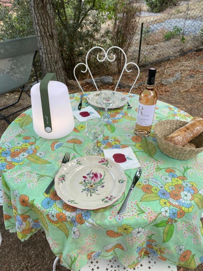 Jolie Maison De Village, à 2 Min à Pied Du D'esparron De Verdon Casa vacanze *