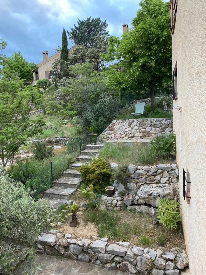 Casa vacanze Jolie Maison De Village, à 2 Min à Pied Du D'esparron De Verdon